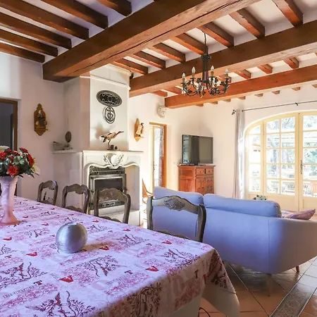 Du Holiday home